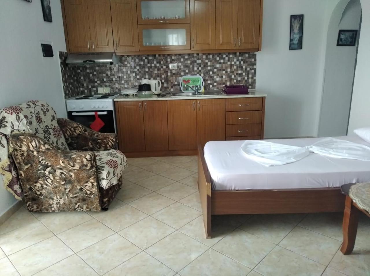 Hako Apartments ساراندا المظهر الخارجي الصورة